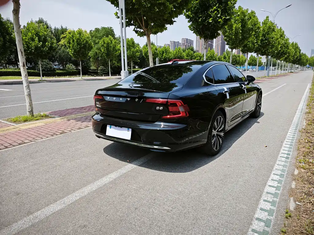 Volvo S90 2023 — фото 12