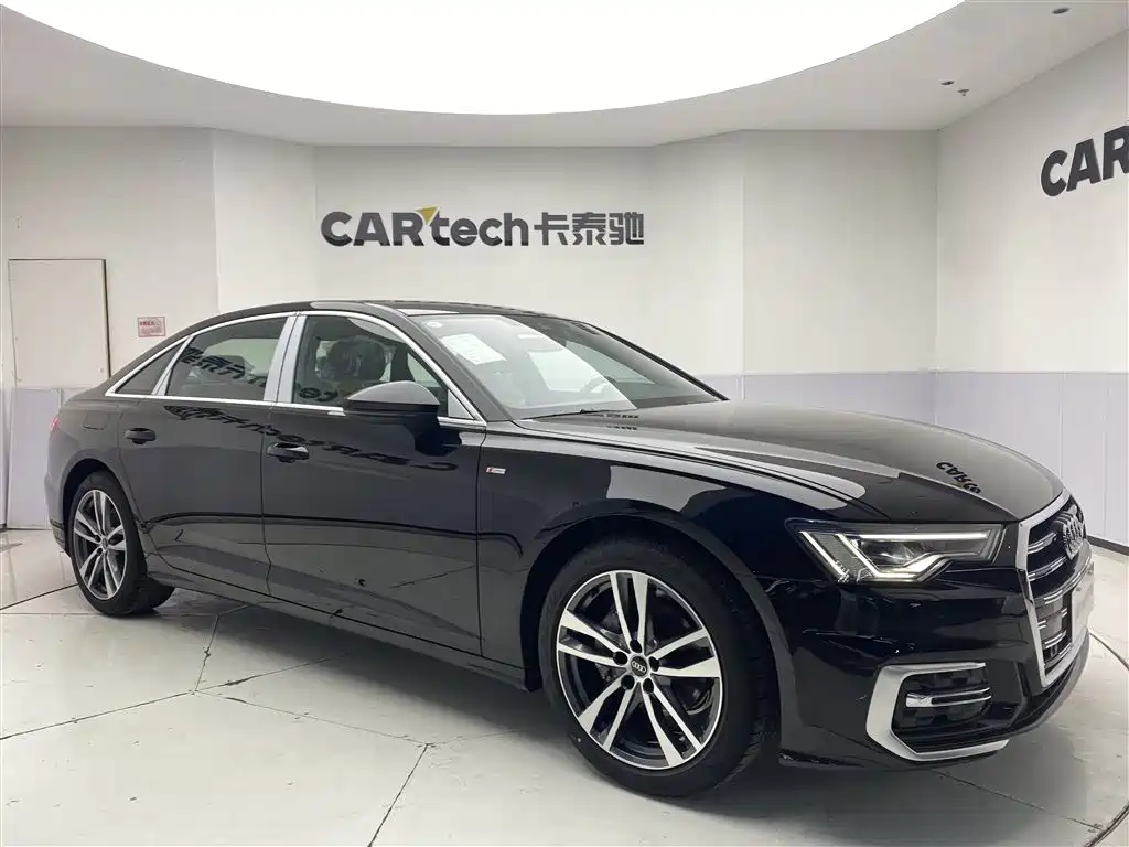 Audi A6L — фото 2