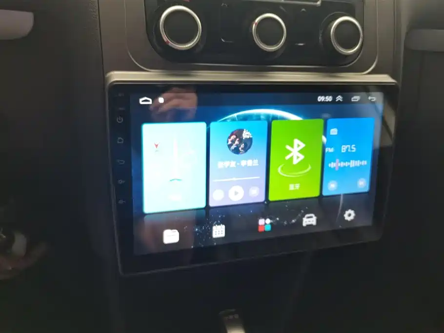 Volkswagen Touran 2015 — фото 13