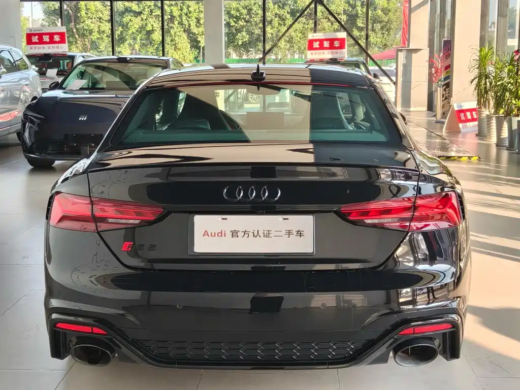 Audi RS 5 2025 — фото 4