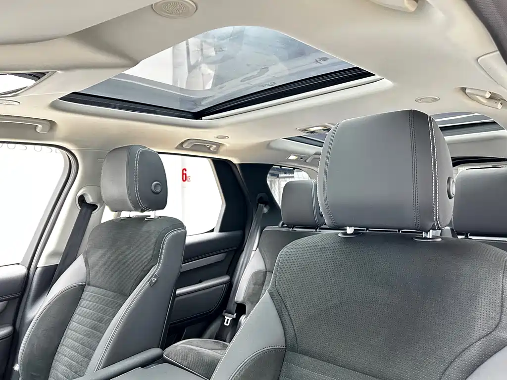 Land Rover Discovery 2021 — фото 11