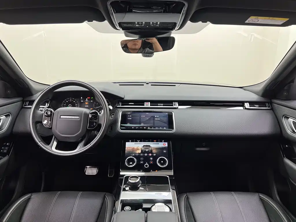 Land Rover Range Rover Velar 2018 — фото 12