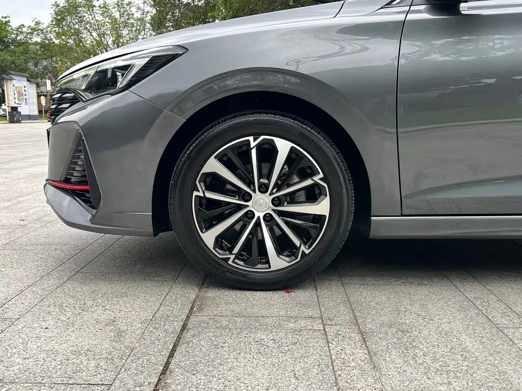 Changan Eado 2022 — фото 10