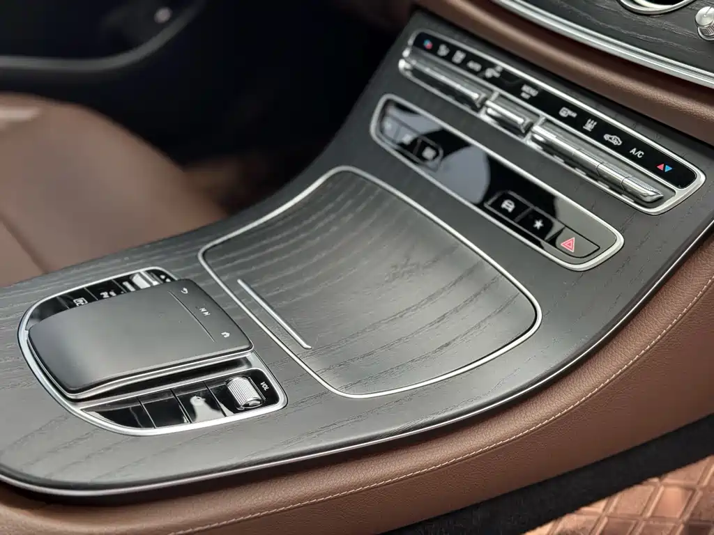 Mercedes-Benz E-Class New Energy 2023 — фото 16