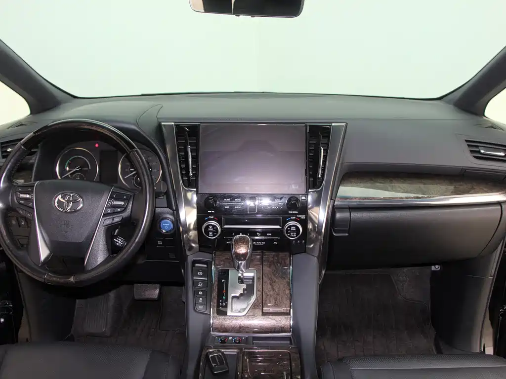 Toyota Alphard 2021 — фото 13