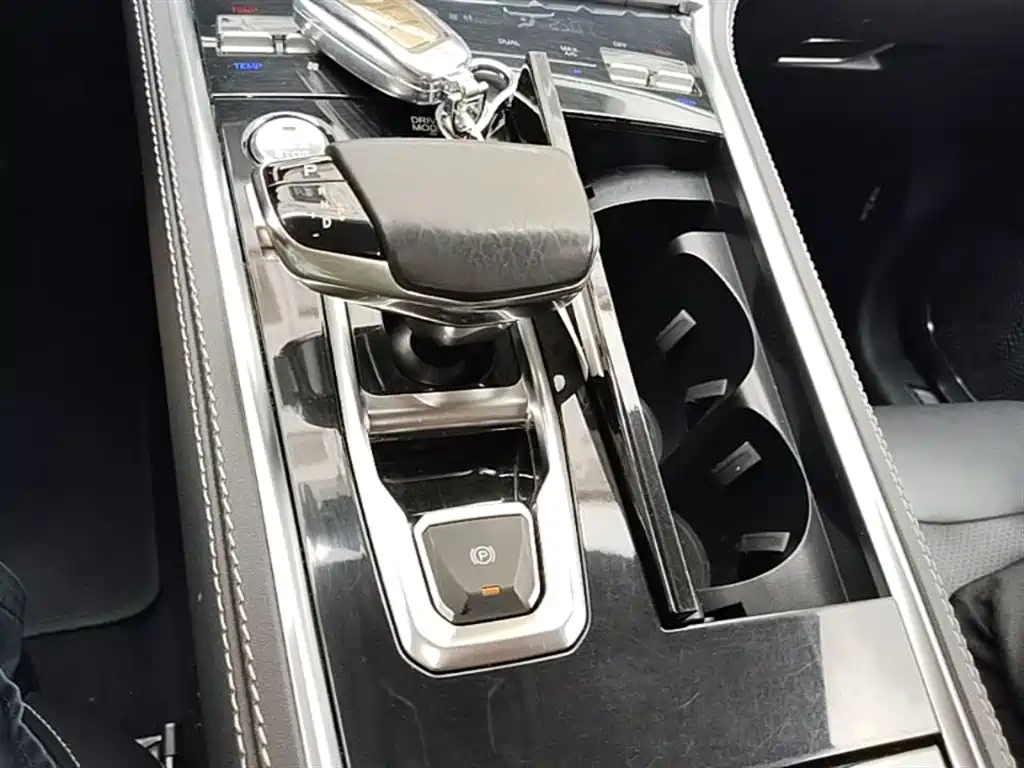 Changan CS85 COUPE 2020 — фото 14