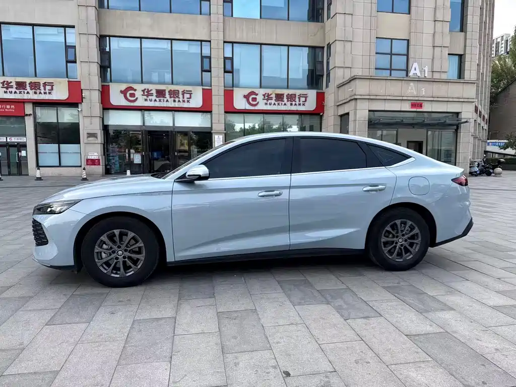 BYD Qin L 2024 — фото 15