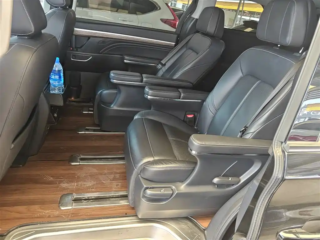 GAC Motor Trumpchi M8 2020 — фото 19