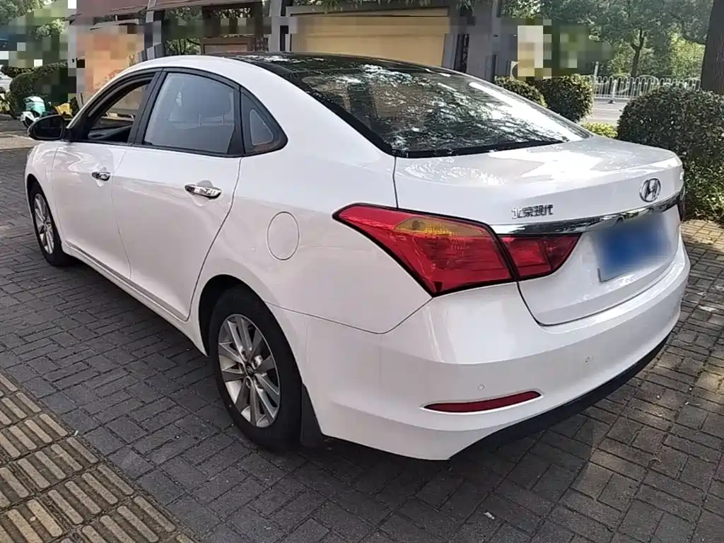 Hyundai Mistra 2015 — фото 5