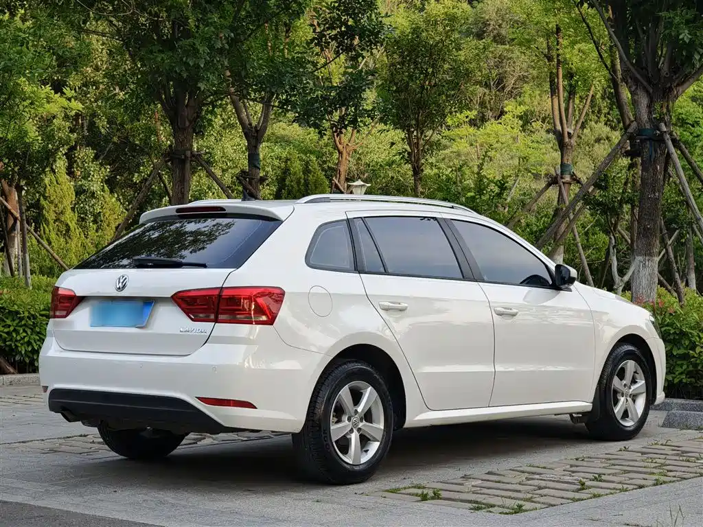 Volkswagen Gran Lavida 2016 — фото 16