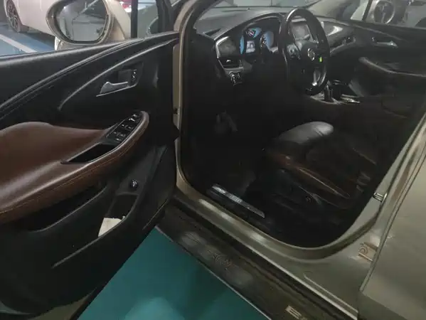 Buick Envision Plus 2015