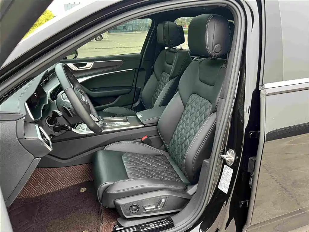 Audi A6L 2025