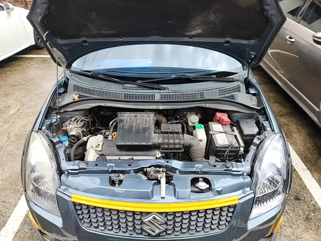 Suzuki Swift 2018 — фото 20