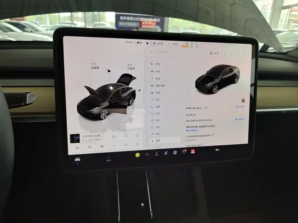 Tesla Model Y 2023 — фото 13