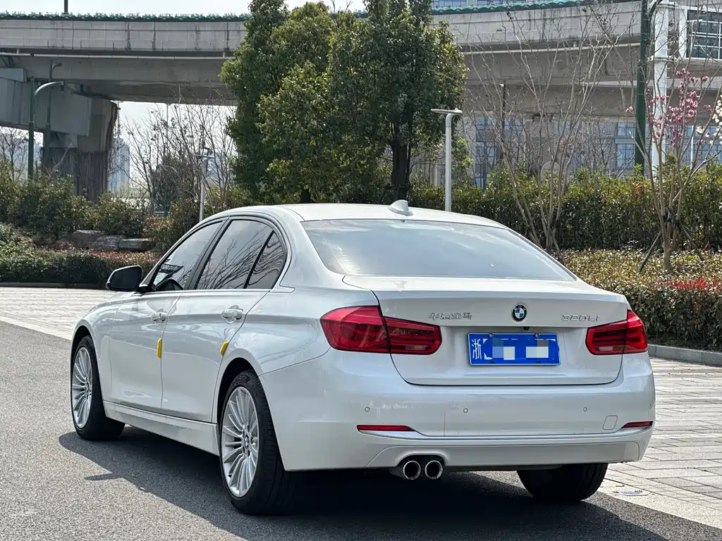 BMW 3 Series 2018 — фото 4