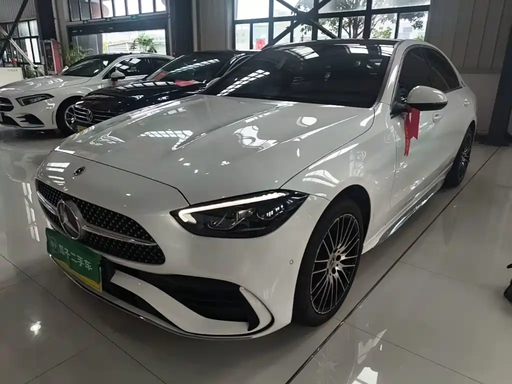 Mercedes-Benz C-Class 2022