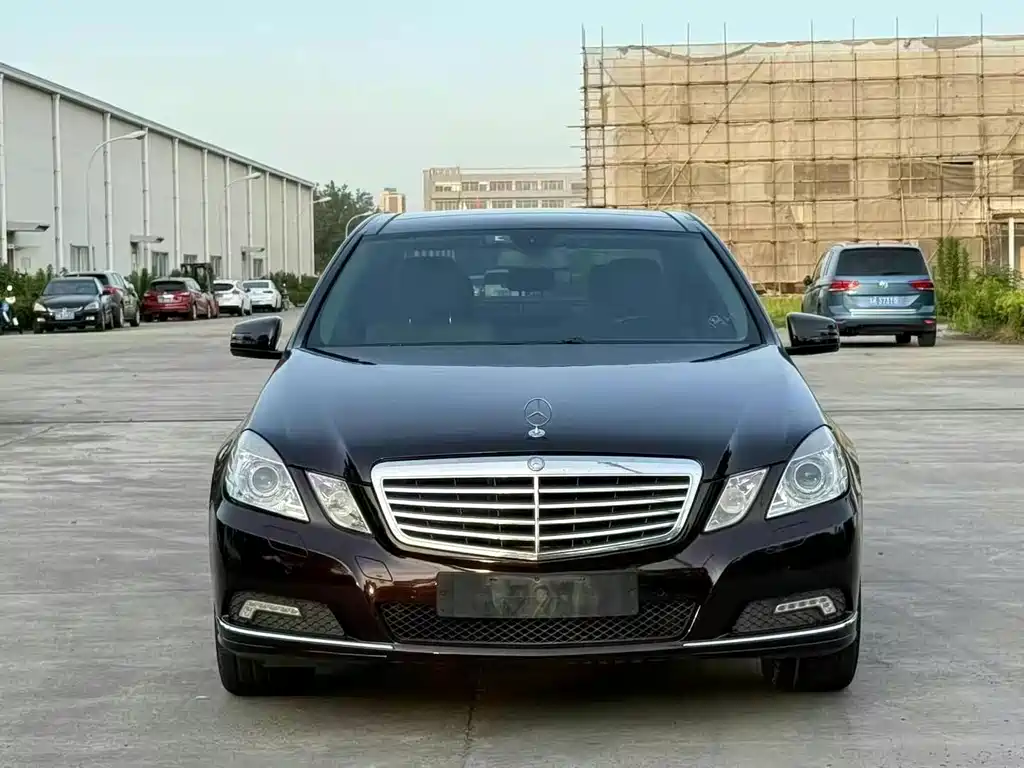 Mercedes-Benz E-Class 2009