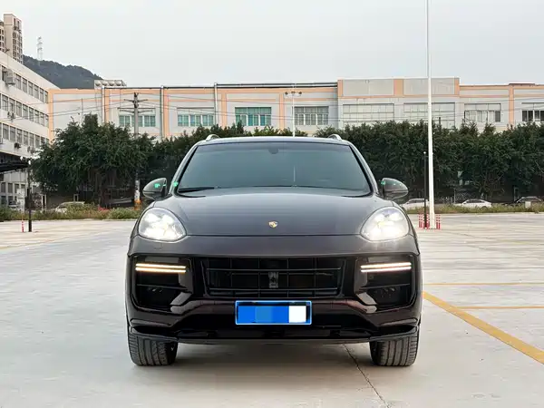 Porsche Cayenne 2015