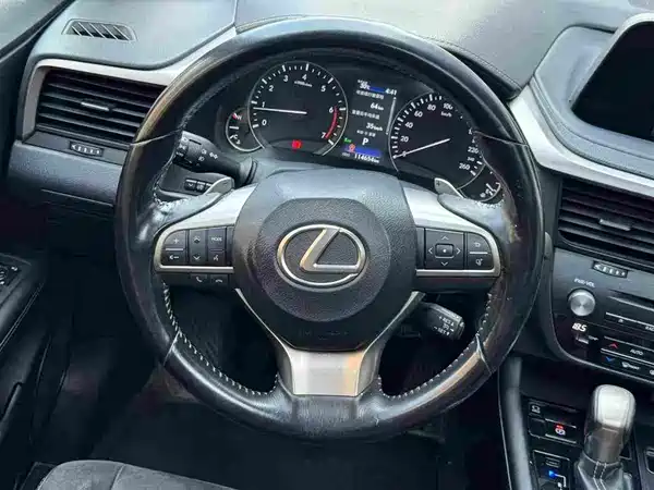 Lexus RX 2020