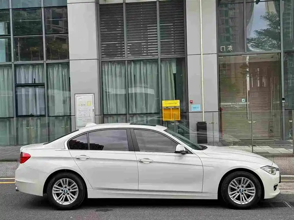 BMW 3 Series 2015 — фото 4