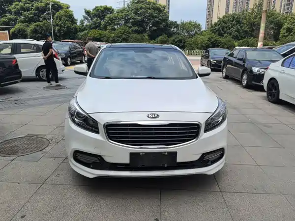 Kia K4 2015