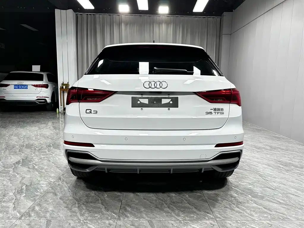 Audi Q3 2022