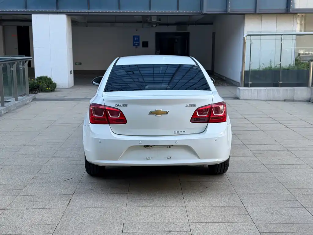 Chevrolet Cruze 2015 — фото 5