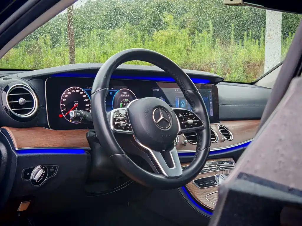 Mercedes-Benz E-Class 2020