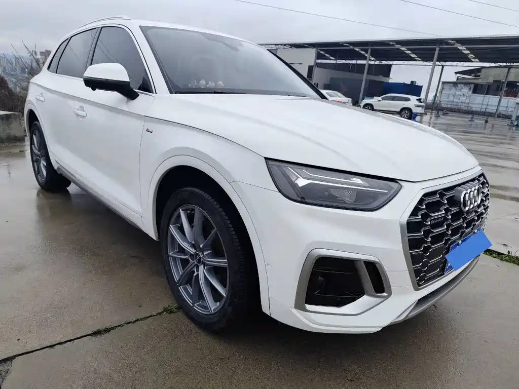 Audi Q5L 2023 — фото 3