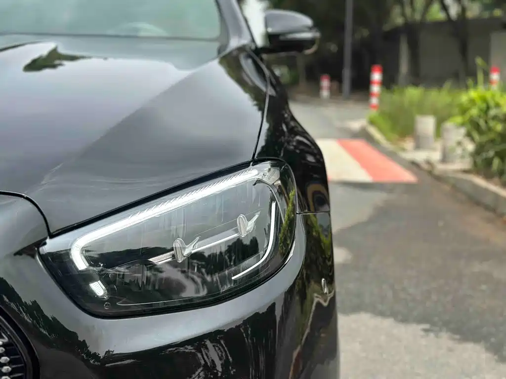 Mercedes-Benz E-Class 2024