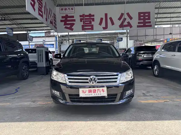 Volkswagen Santana 2014