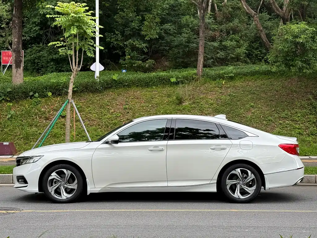 Honda Accord 2019 — фото 3