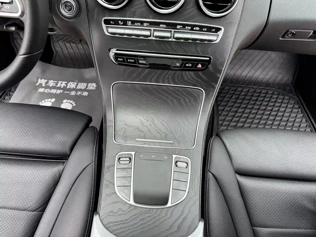 Mercedes-Benz C-Class 2019 — фото 31