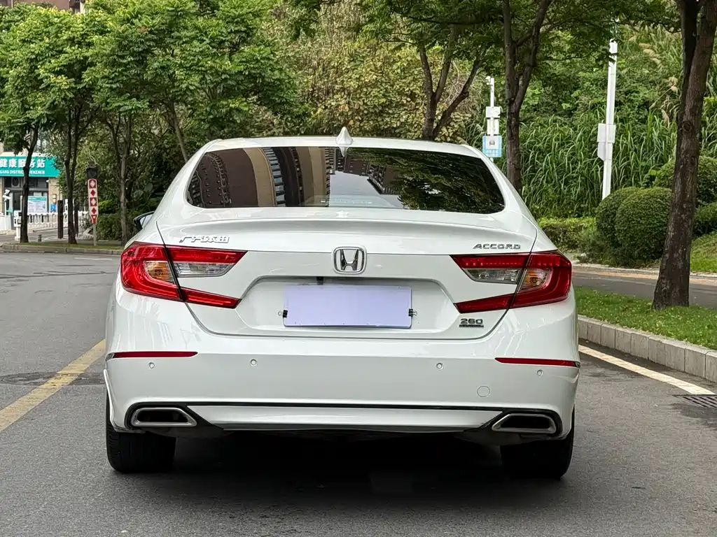 Honda Accord 2019 — фото 4