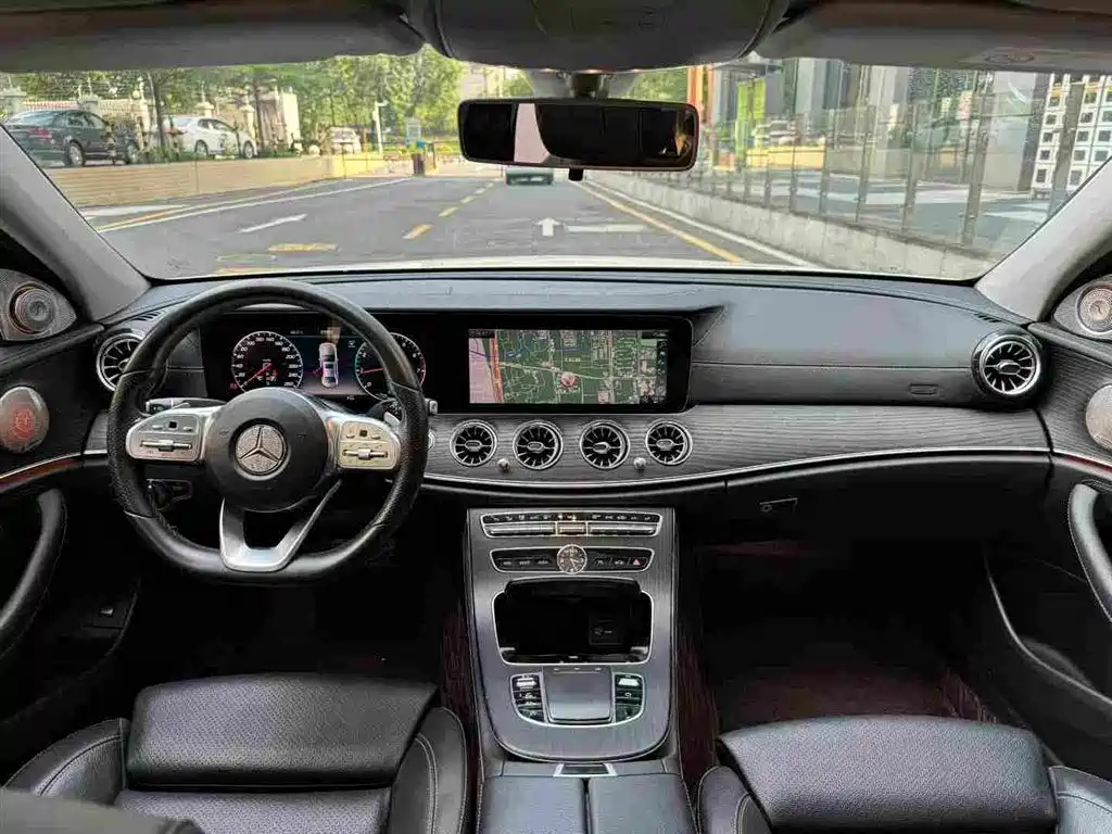 Mercedes-Benz E-Class 2020