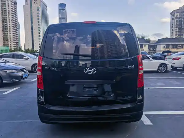 Hyundai H-1 Huiyi 2014