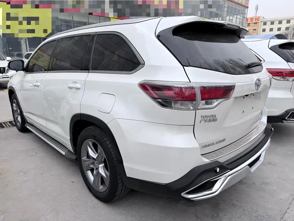 Toyota Highlander 2016 — фото 19