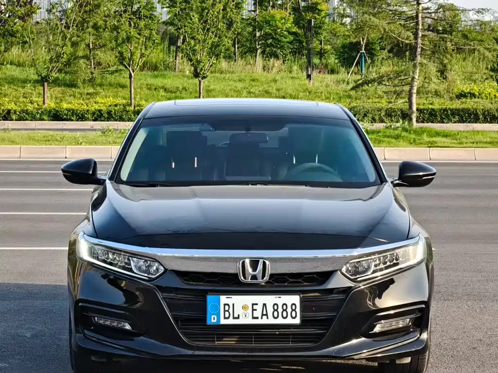 Honda Accord 2021 — фото 2