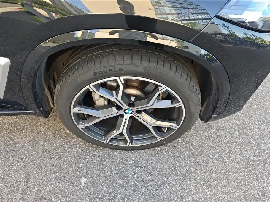 BMW X5 2023