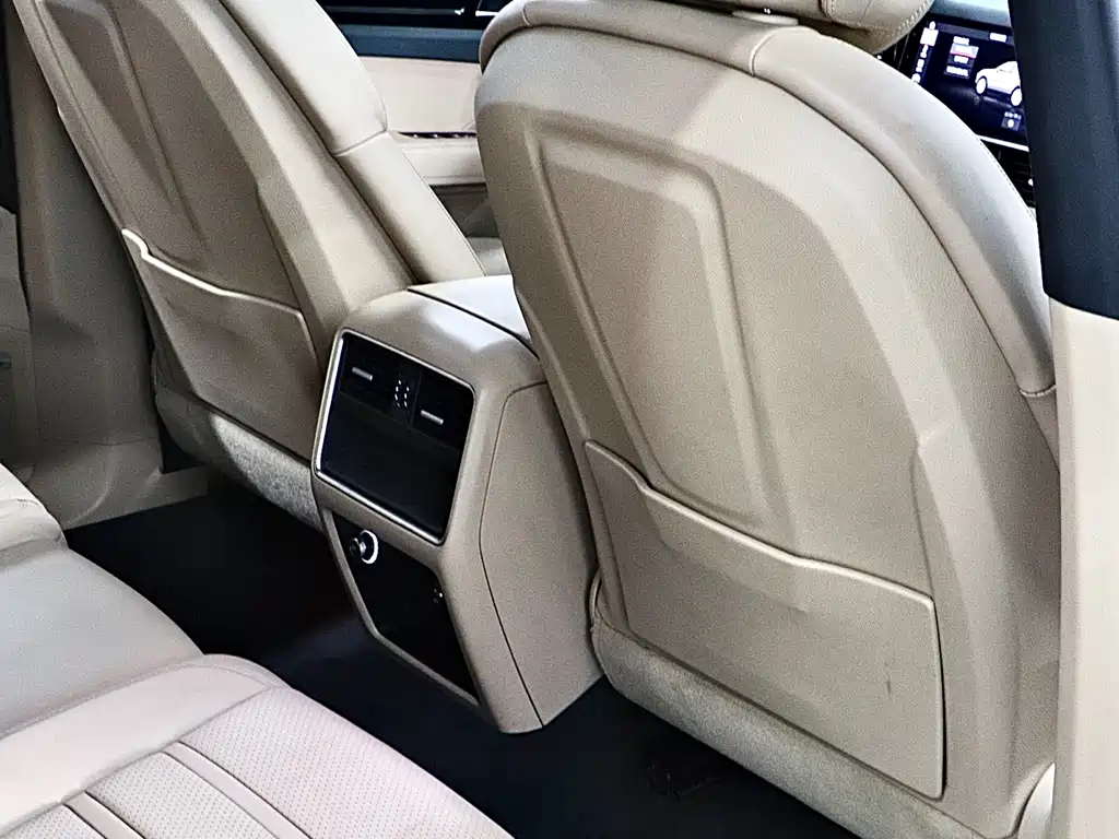Porsche Cayenne 2018 — фото 17