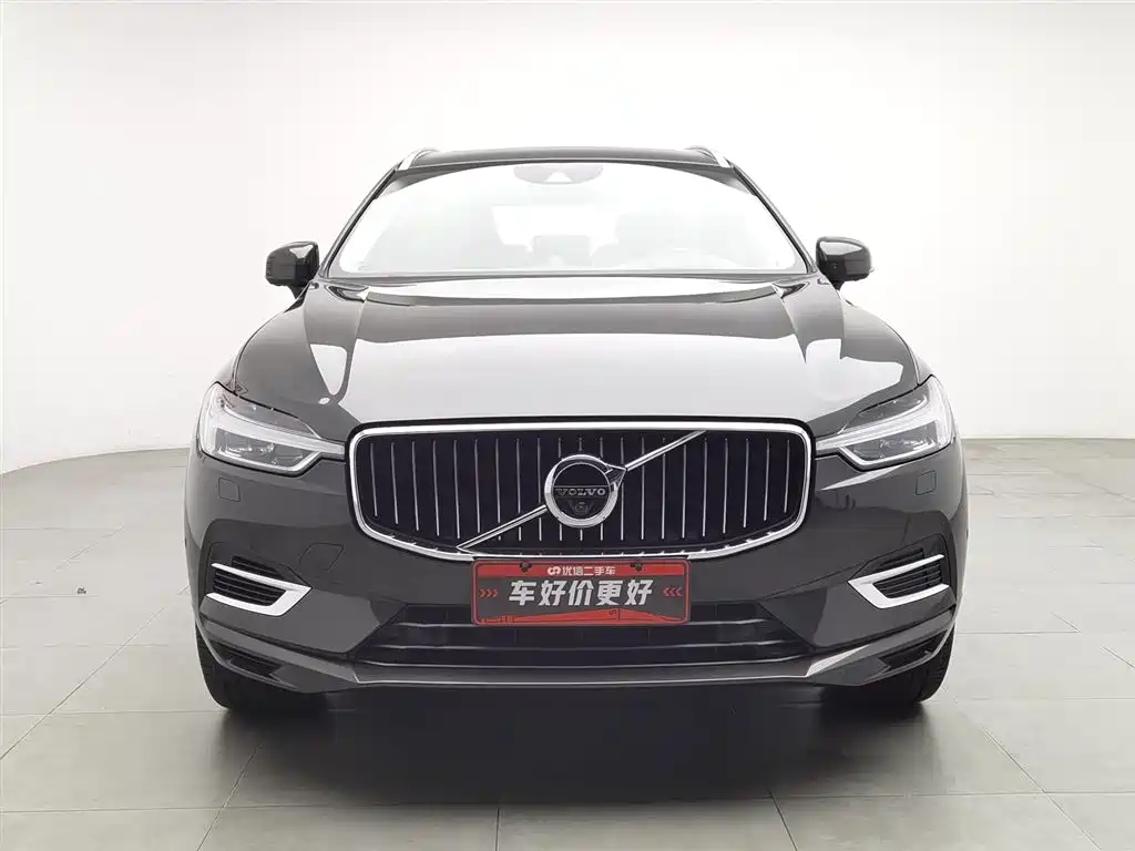 Volvo XC60 PHEV 2020 — фото 3