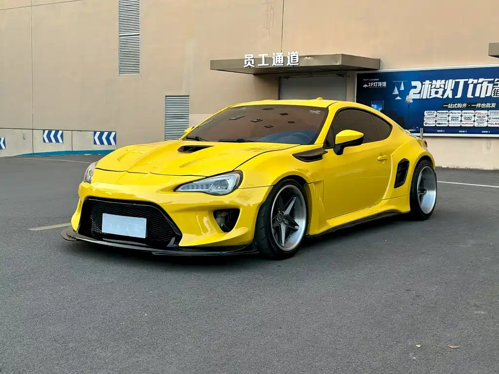 Subaru BRZ 2017 — фото 10