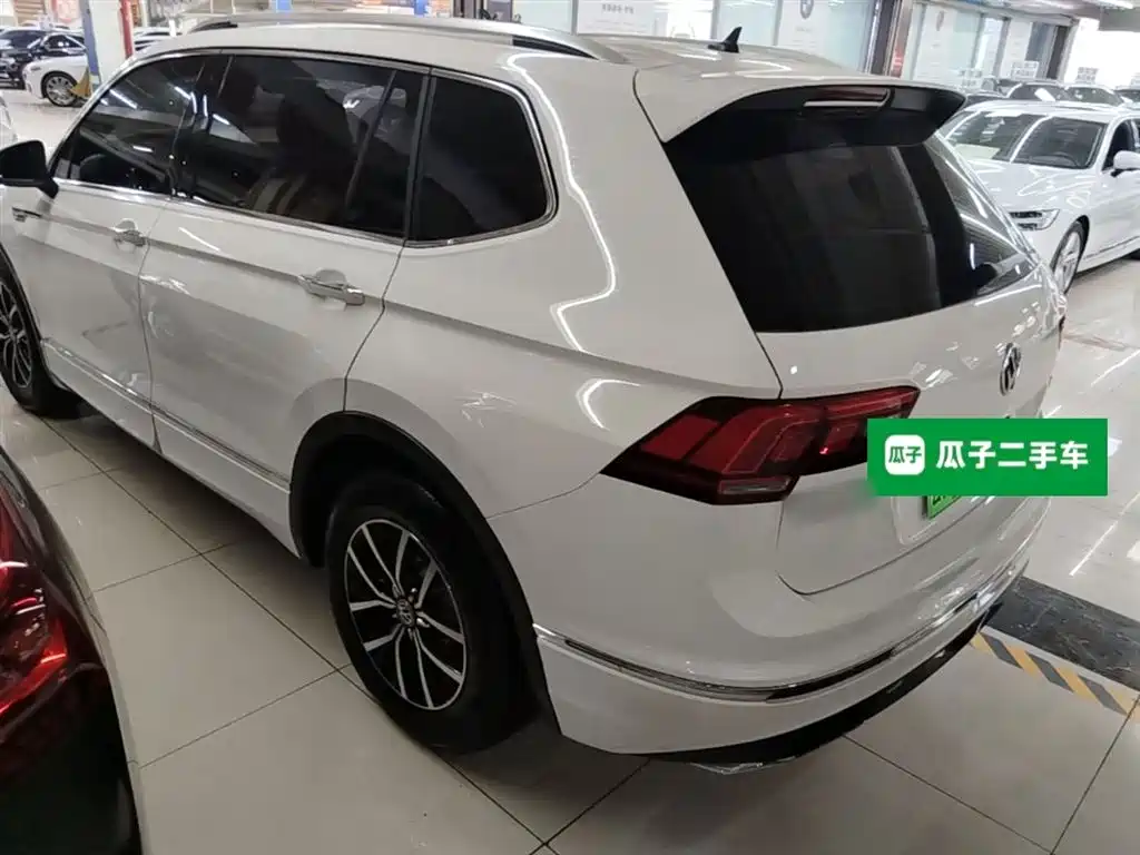 Volkswagen Tiguan L New Energy 2019 — фото 5