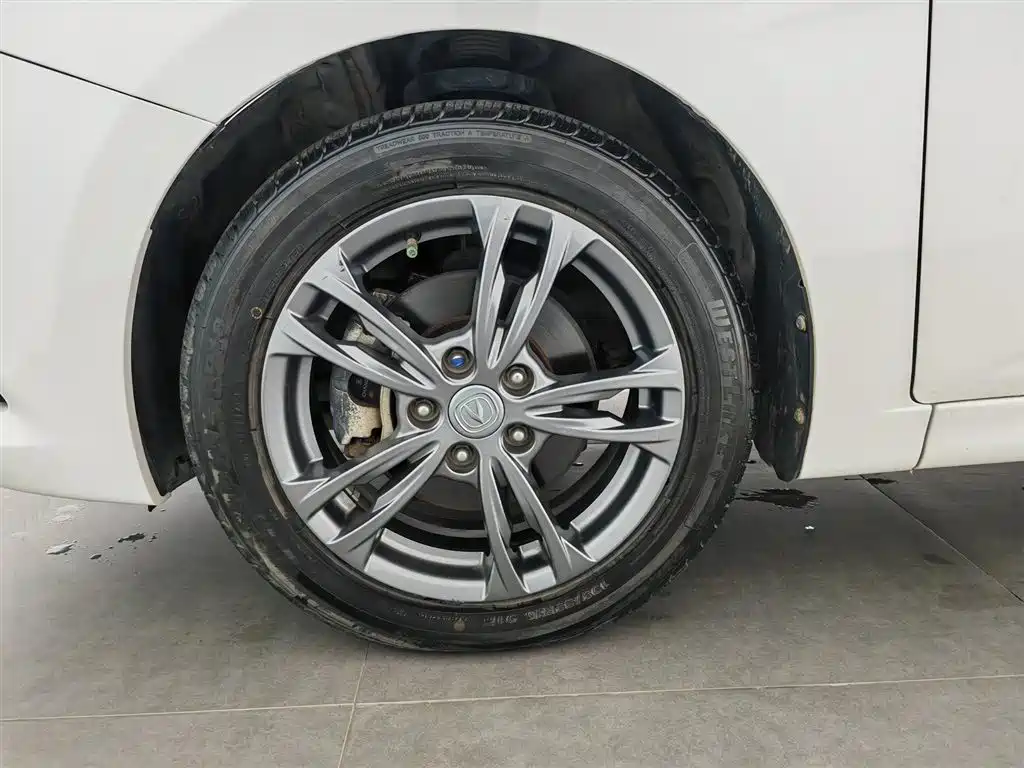 Changan Eado DT 2022 — фото 17