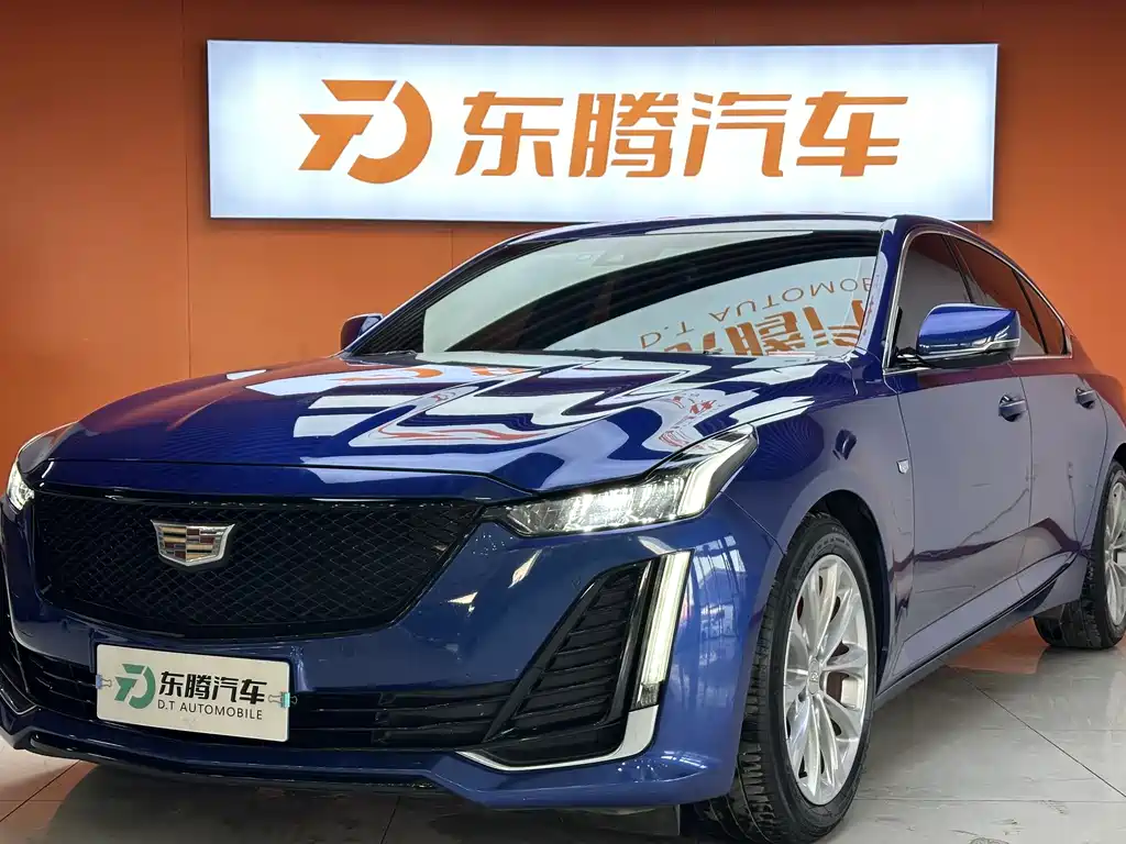 Cadillac CT5 2022 — фото 1