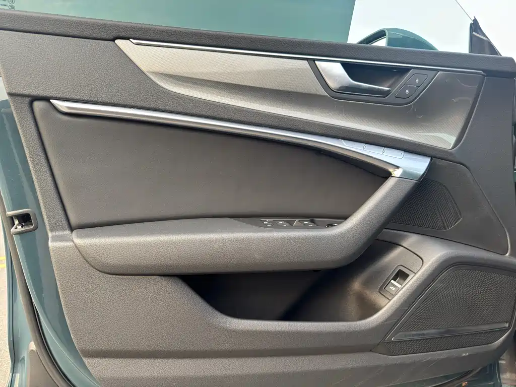 Audi A7 2021 — фото 11