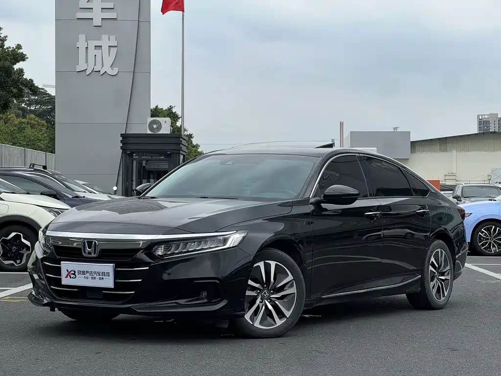 Honda Accord 2022 — фото 1