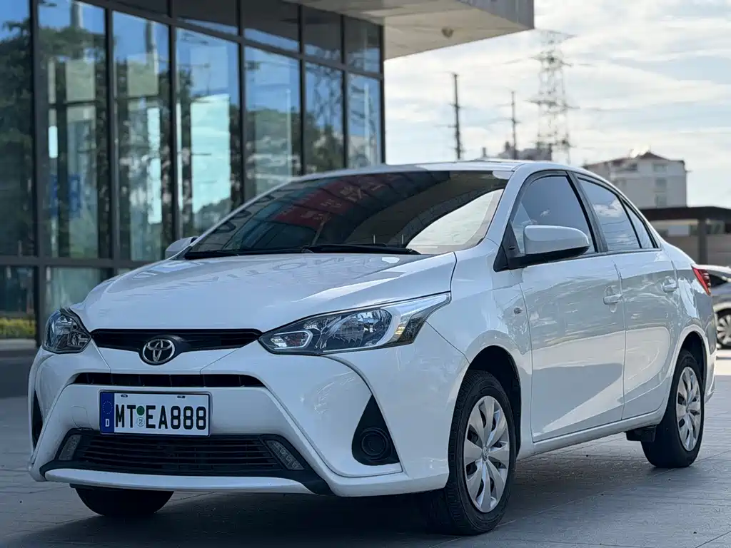 Toyota Yaris L 2019