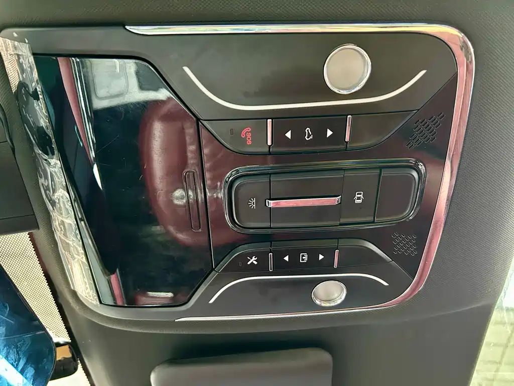 Jetour X70 PLUS 2023 — фото 22