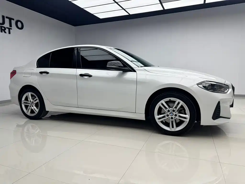 BMW 1 Series 2022
